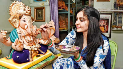 Adah Sharma: Making a Ganesha murti felt meditative