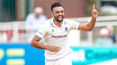 Jaydev Unadkat, Jayant Yadav record five-fors in maiden County outings