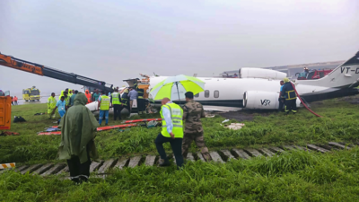 Aircraft from Vizag breaks into 2 while landing at Mumbai airport
