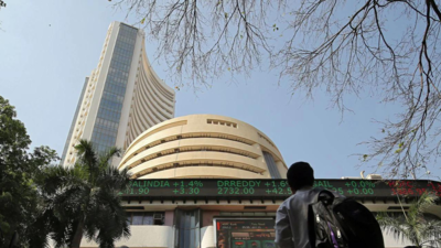 Sensex, Nifty hit new peaks on foreign fund buying