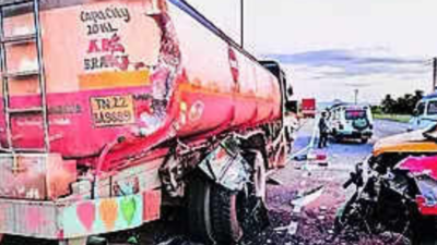 Nine killed in two accidents in Chittoor