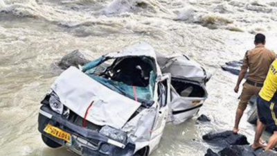 4 dead in road mishap on Gangotri highway