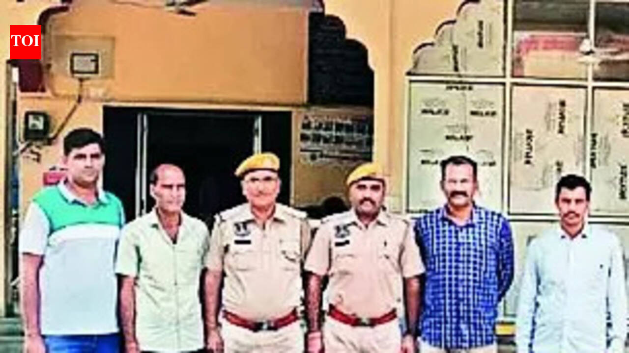 Muhana Cops Arrest Five Of Gang That Thrashed, Robbed People | Jaipur ...