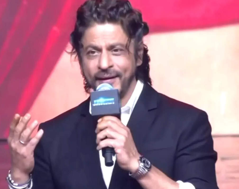
Shah Rukh Khan reveals ‘real heroes’ behind ‘Jawan’ as he celebrates success of the blockbuster
