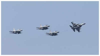 Pakistan Air Force carries out flying exercises in China Egypt