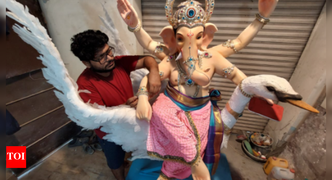 Ganpati festival: 45-foot 'Bappa' towers over bylanes of Mumbai's ...