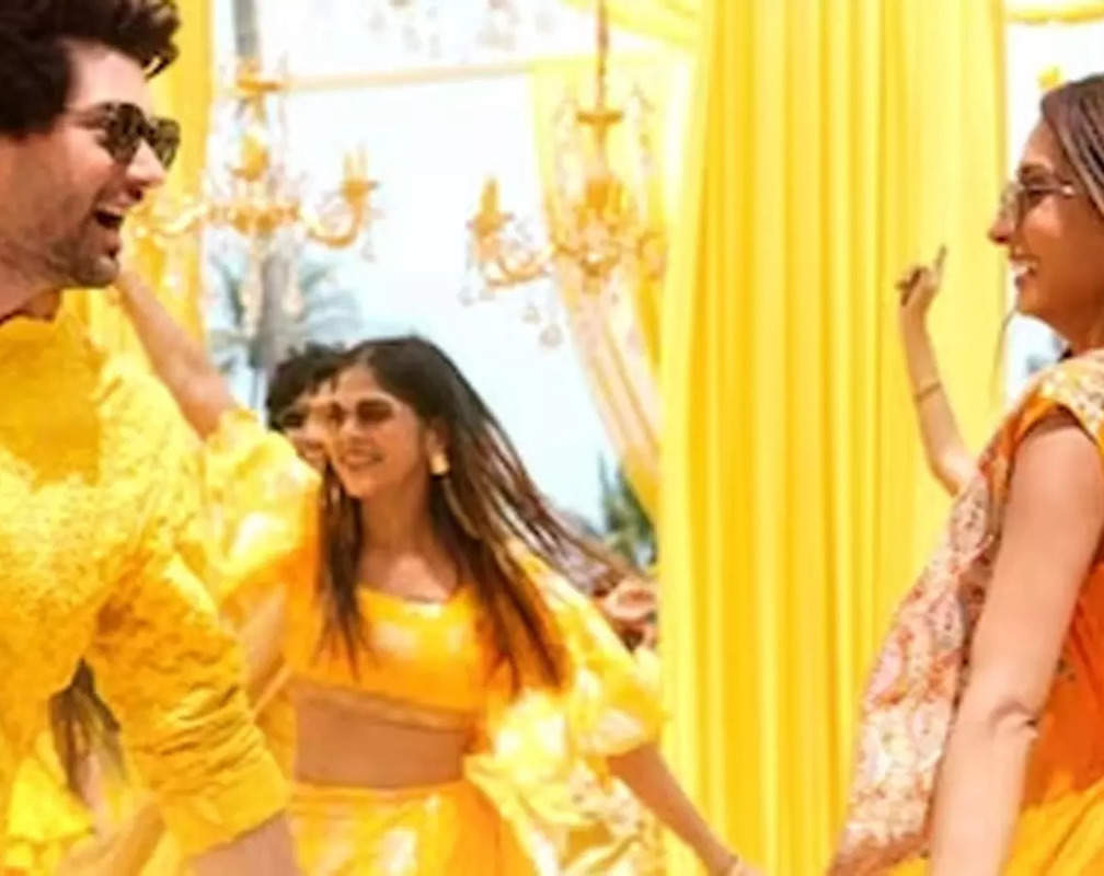 
Sunny Deol's son Rajveer Deol and Poonam Dhillon’s Paloma flaunt their dance moves in 'Agg Lagdi'
