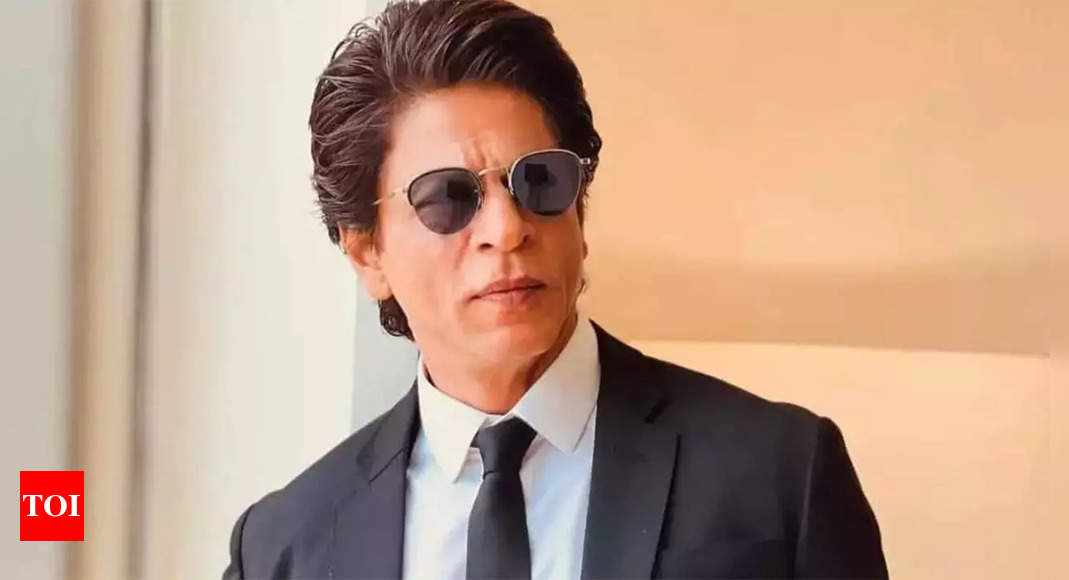 ‘Jawan’ dialogue writer Sumit Arora reveals Shah Rukh Khan insisted on ‘chahiye toh Alia Bhatt’ line; says SRK was confident it would connect | Hindi Movie News