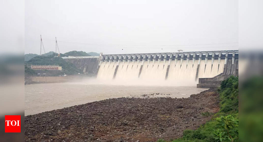 For first time this monsoon, Sardar Sarovar Dam in Gujarat reaches full