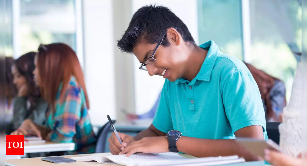 UPSC Mains Examination: 5 Tips to Improve Answer Writing Skills in UPSC IAS Main Exam