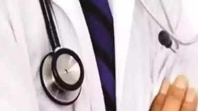 Senior resident docs' stipend hiked to Rs 85k in public colleges