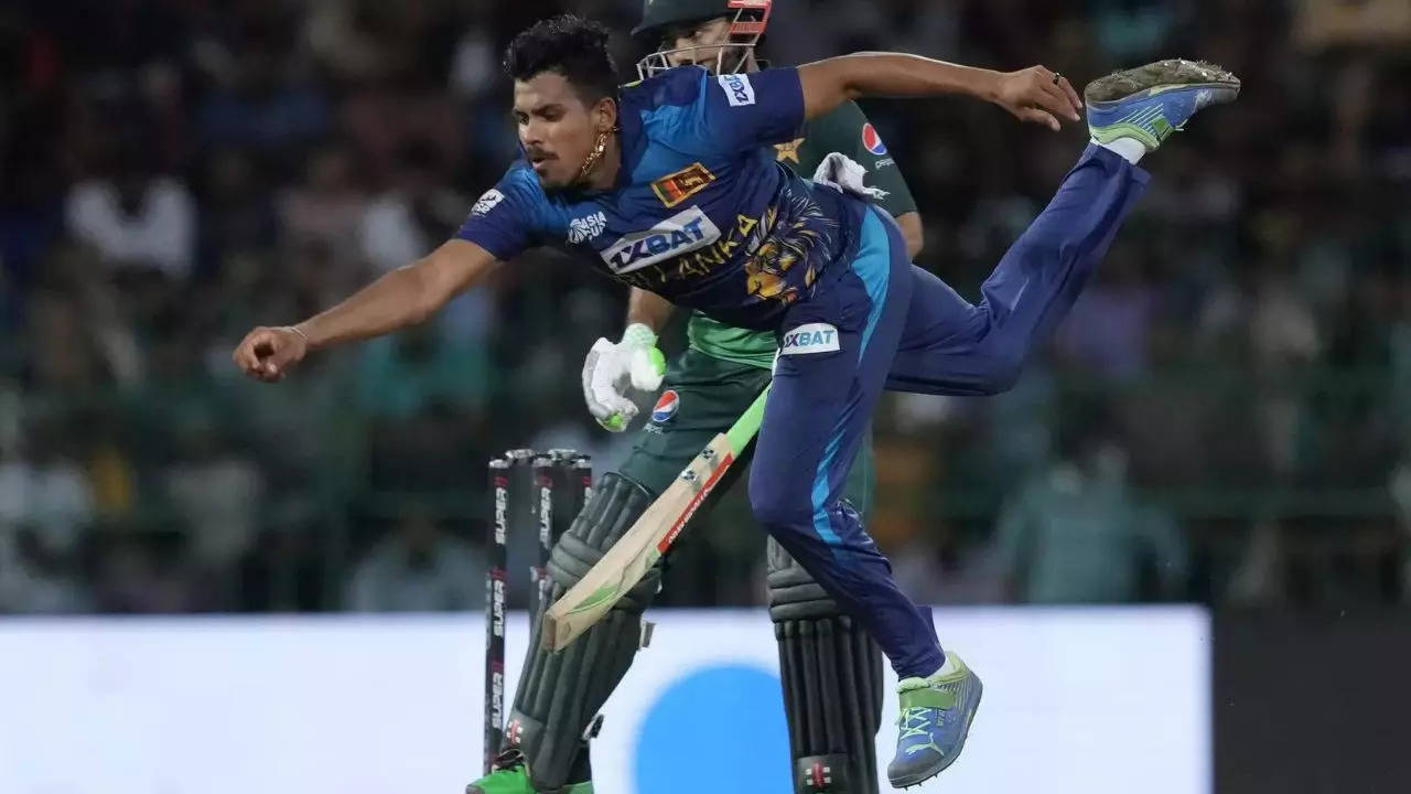 Injury concerns as Sri Lanka name T20 World Cup squad