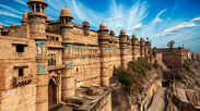 Most wonderful sites in Madhya Pradesh, the heart of India