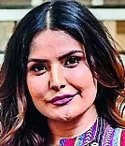 Zareen Khan: Zareen Has Hc Protection, Says Lawyer Kolkata News