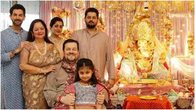 Neil Nitin Mukesh celebrates Ganesh Chaturthi with familly at Mumbai home