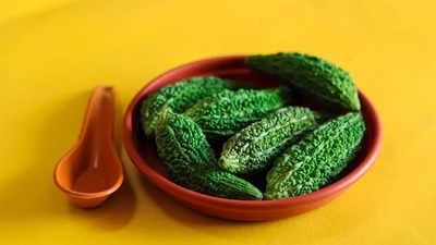 These 12 reasons will convince you to eat Karela daily