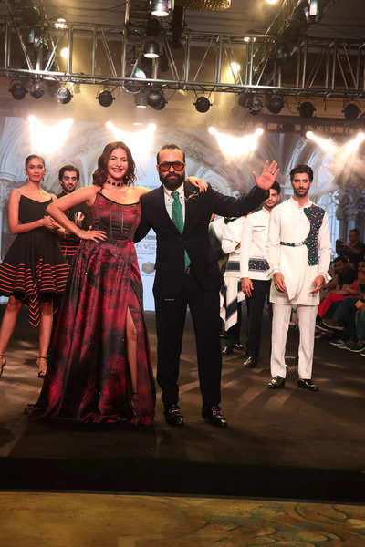 The stellar day 2 of Chandigarh Times Fashion Week