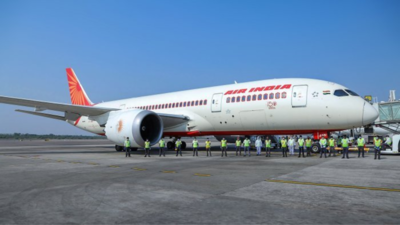 Captain Sandeep Gupta, the chief pilot of Air India's A350 fleet, has passed away