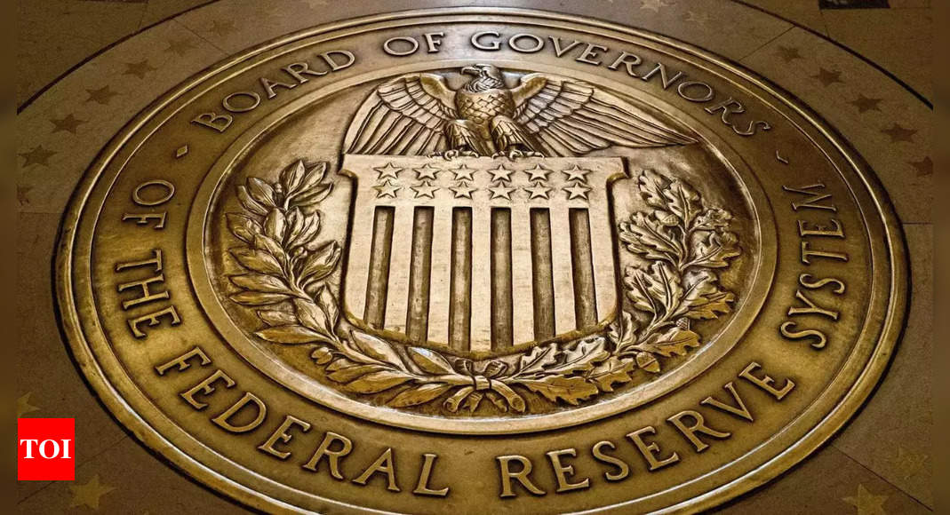 US Federal Reserve rate pauses rate hike, sees tighter policy for year – Times of India