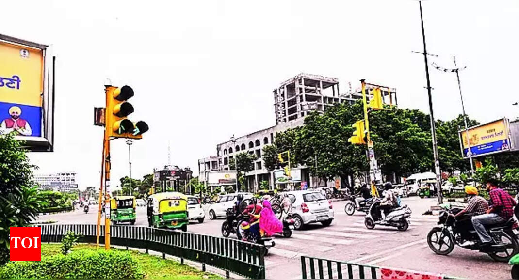 Zebra Crossing Faded Zebra Crossings & Stop Lines Issuing Challans A
