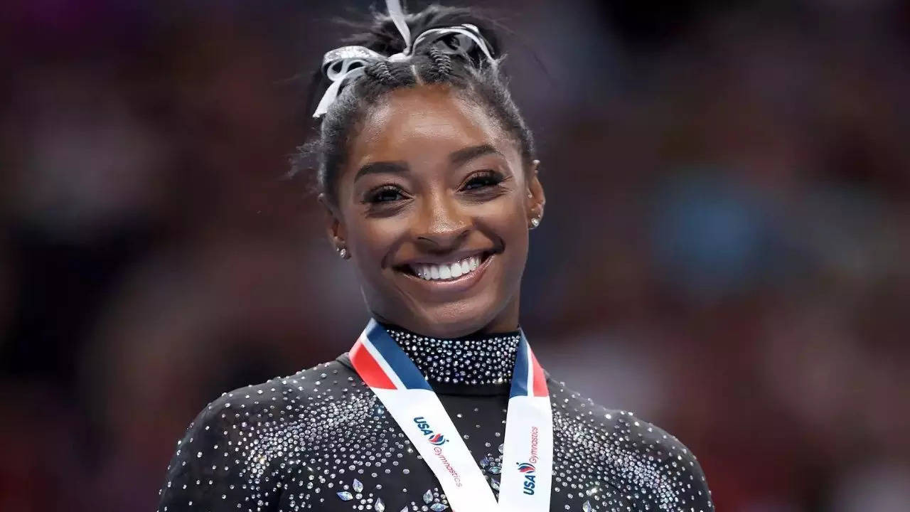 Biles to compete in sixth world championships