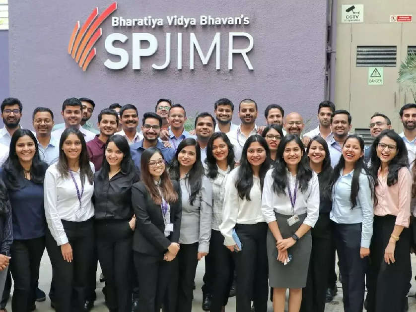 Accelerate and restart your career with SPJIMR's PGPM programme