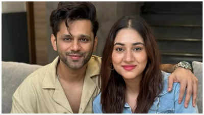 I just keep looking at my daughter and it feels amazing, says Rahul Vaidya who has just become a father