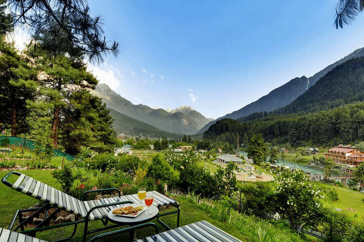 WelcomHotel Pine-n-Peak, Pahalgam 