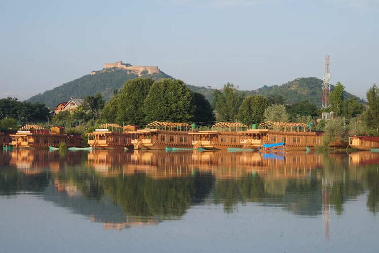 De-Laila Houseboats by Sterling, Srinagar