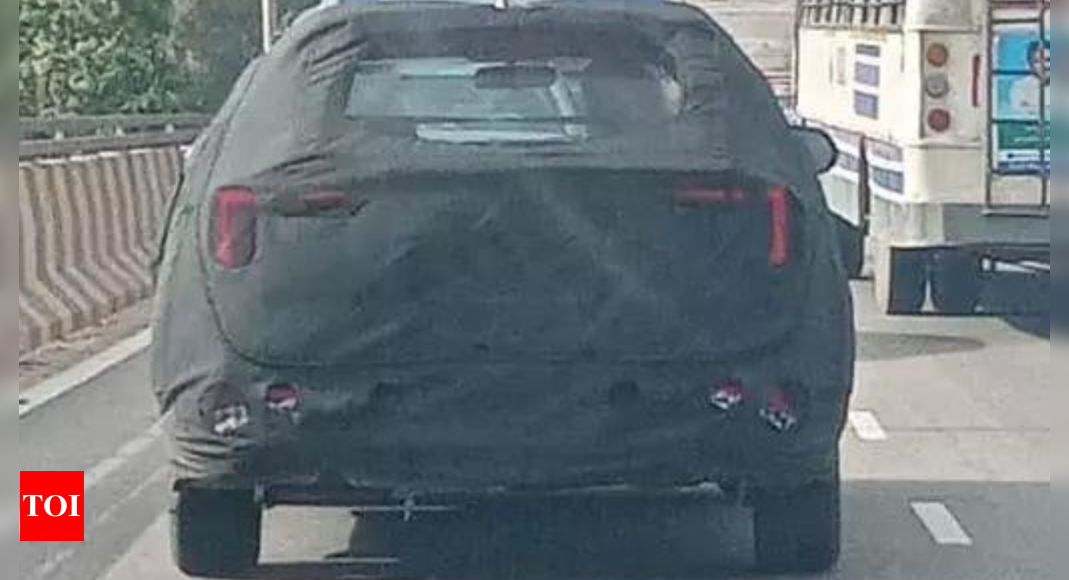 Kia Sonet Facelift: Kia Sonet facelift spotted testing in Bengaluru: Launch expected later this year