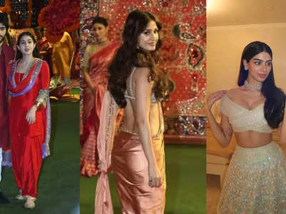 What's with Khushi and Disha's outfits?
