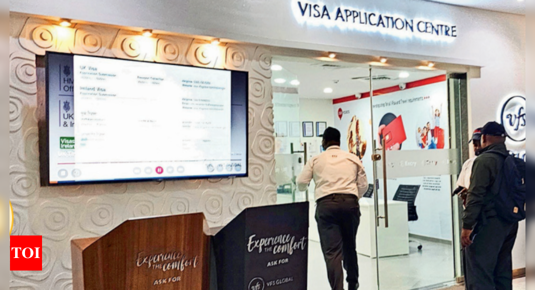 Langes Warten auf Visumstermine im VFS-Büro ärgert Puneites |  Pune-Nachrichten