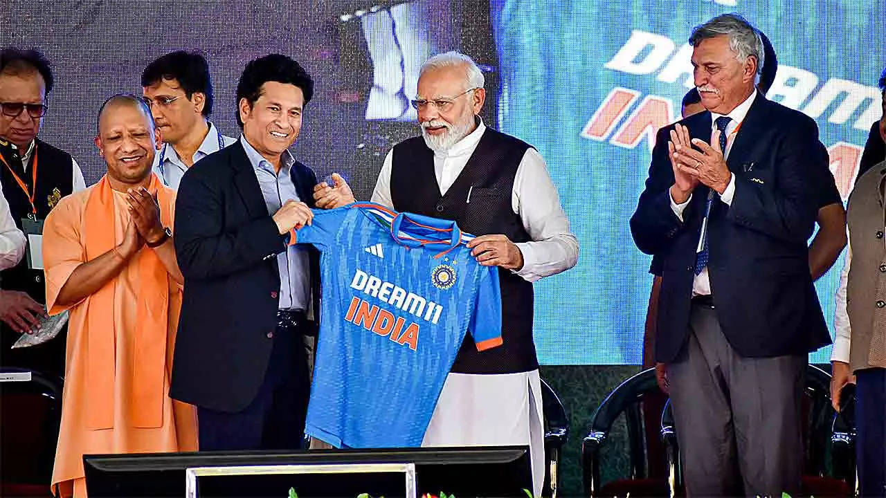 Sachin tendulkar hot sale india jersey