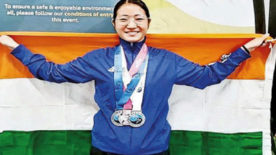 Nerul Taekwondo champ brings home two silver medals, one bronze from Australia