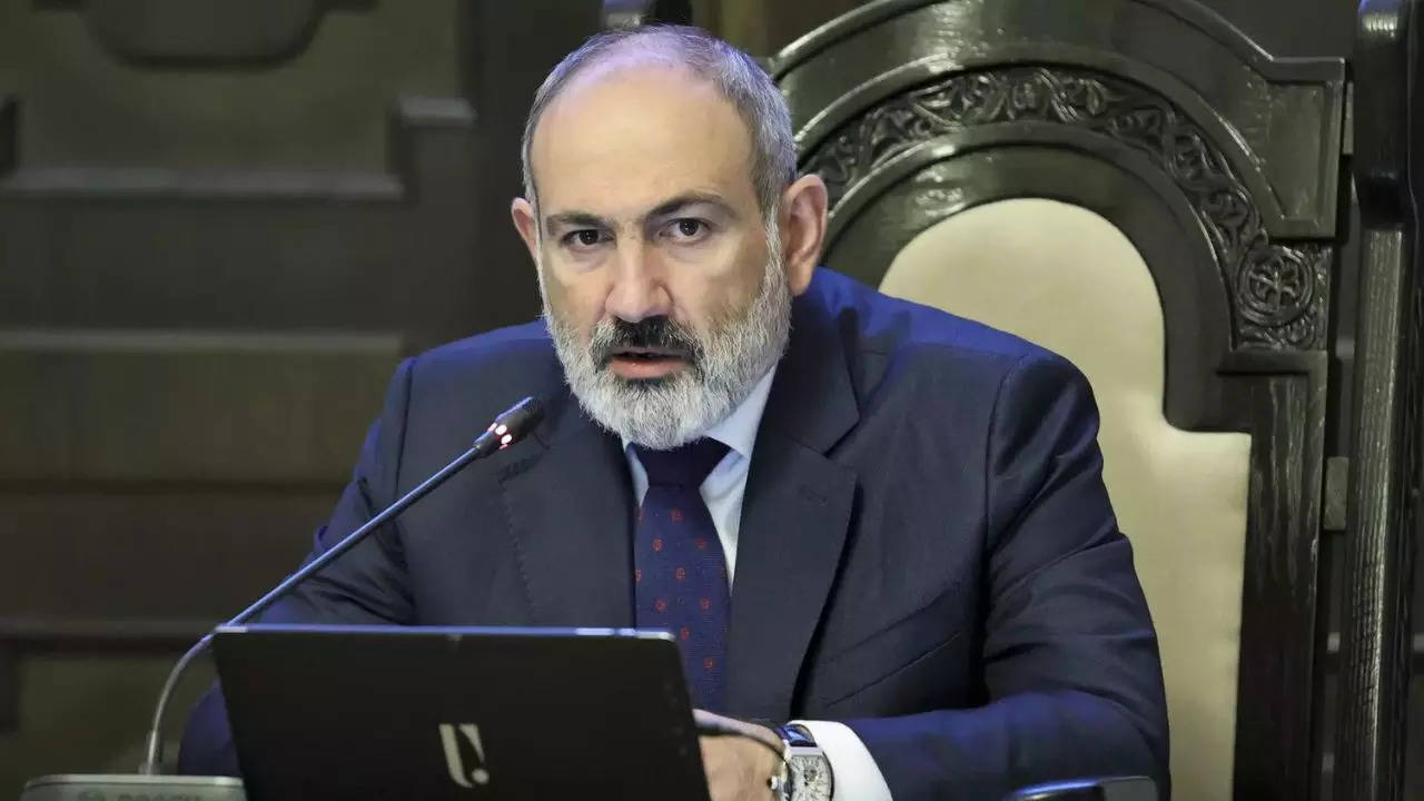 Prime Minister Pashinyan said he was ready to take in the ethnic Armenians  of Nagorno-Karabakh' - France 24