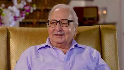 'Amar Akbar Anthony' writer Prayag Raj passes away at 88