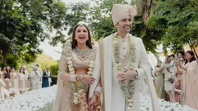 See Priyanka Chopra's Wedding Dress