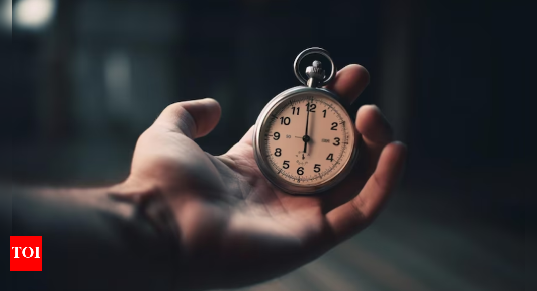 Explained Why does time seem to flow only in one direction? Times of