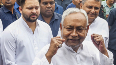 Nitish Kumar rules out return to NDA, BJP says won't take back even if he begs