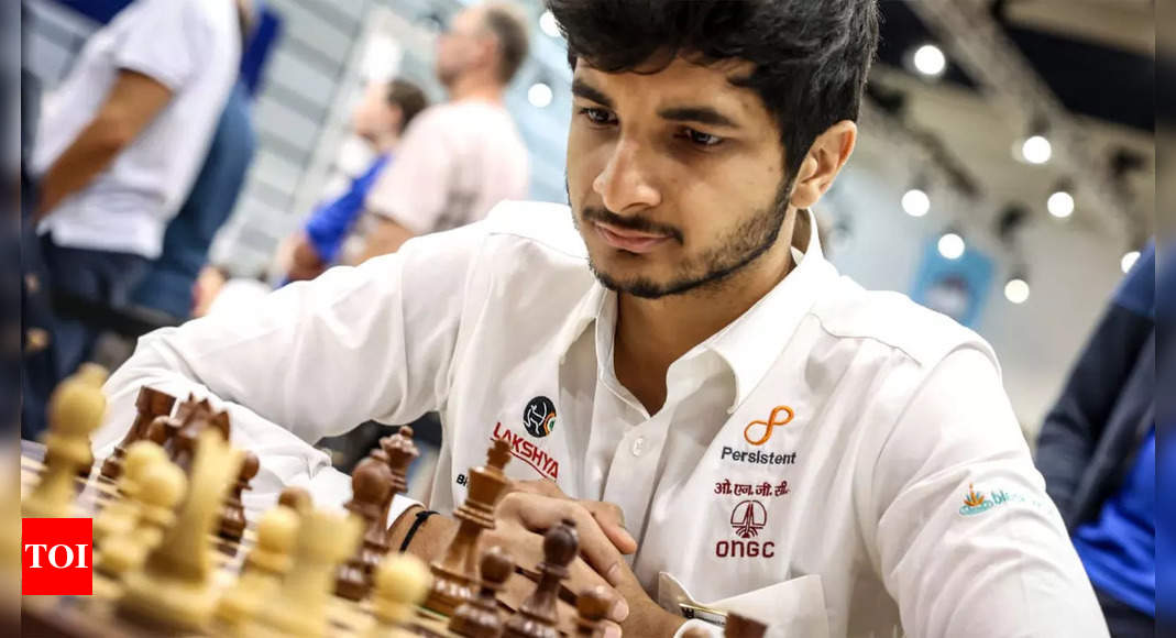 Kolkata, India. 06th Sep, 2023. Indian chess player Vidit Gujrathi seen  playing against Indian chess player Arjun Erigaisi at the TATA Steel Chess  India competition 2023 in Bhasa Bhavan. (Photo by Dipayan