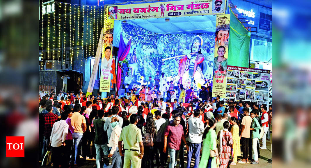 open-till-midnight-ganapati-decorations-open-till-midnight-heavy-rush