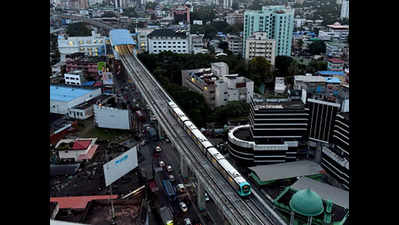Kochi Metro nets profit & praise from commuters