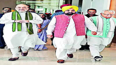 Sit and sort it out: Shah hint on PU affiliation for Hry colleges