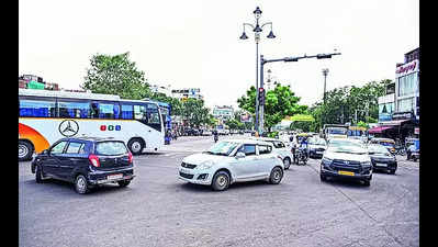 As Laxmi Mandir becomes signal-free, poor mgmt hits traffic across Tonk Puliya