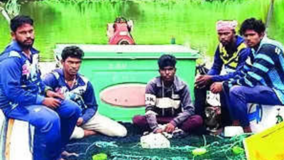 Tamil Nadu: Five fishermen from Nagapattinam attacked, robbed mid-sea