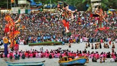 Mumbai: 17,187 Ganpati and Gauri idols immersed in city