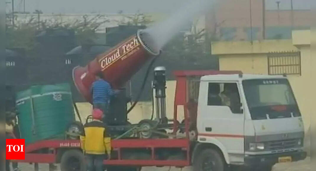 Delhi implementing comprehensive strategy to tackle pollution: Centre's ...