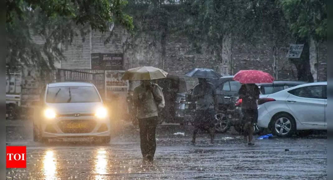 Monsoon all set to take Delhi’s leave | Delhi News