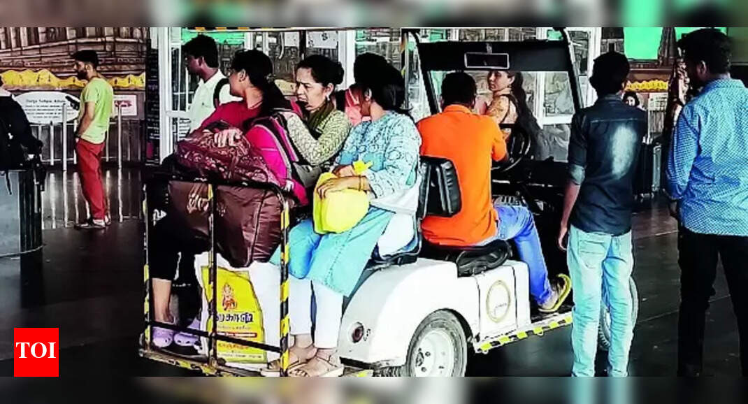 Luggage Swr Restricts Luggage Limit In Buggies, Against Its Own Rules Hubballi News Times