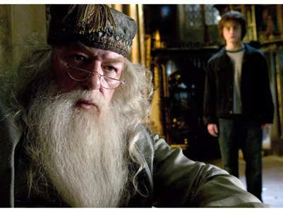 Dumbledore actor dies aged 82